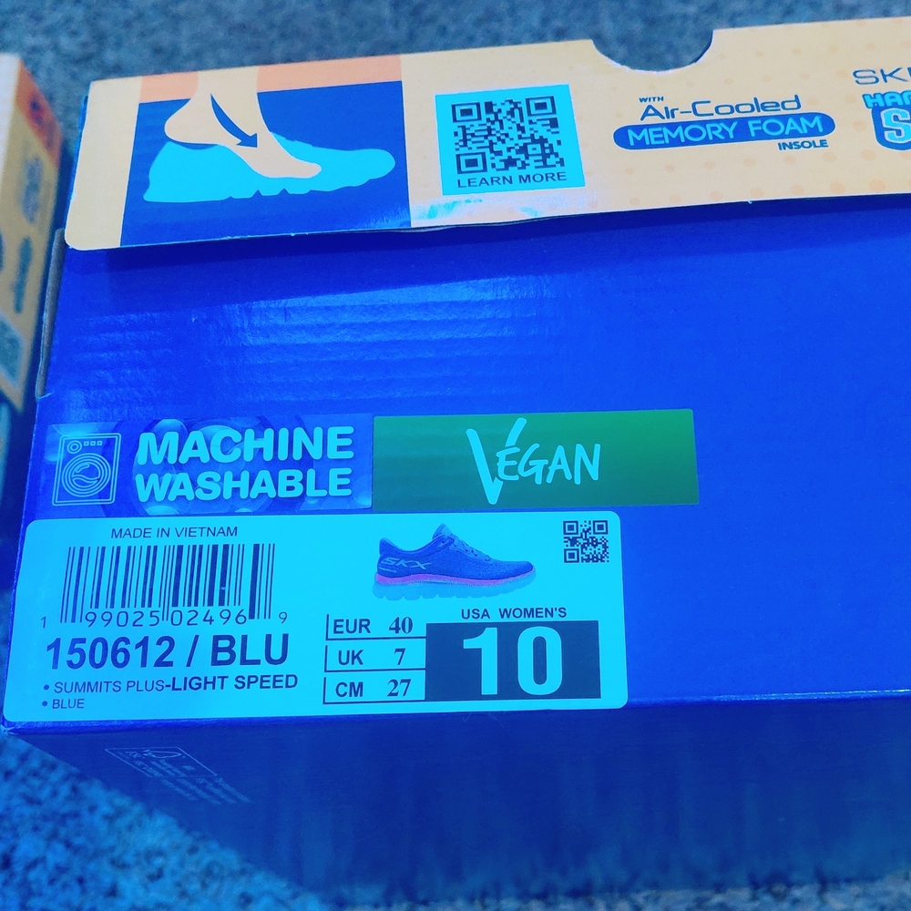 Skechers Women's Teal and Pink Sneakers - Picture 3 of 4